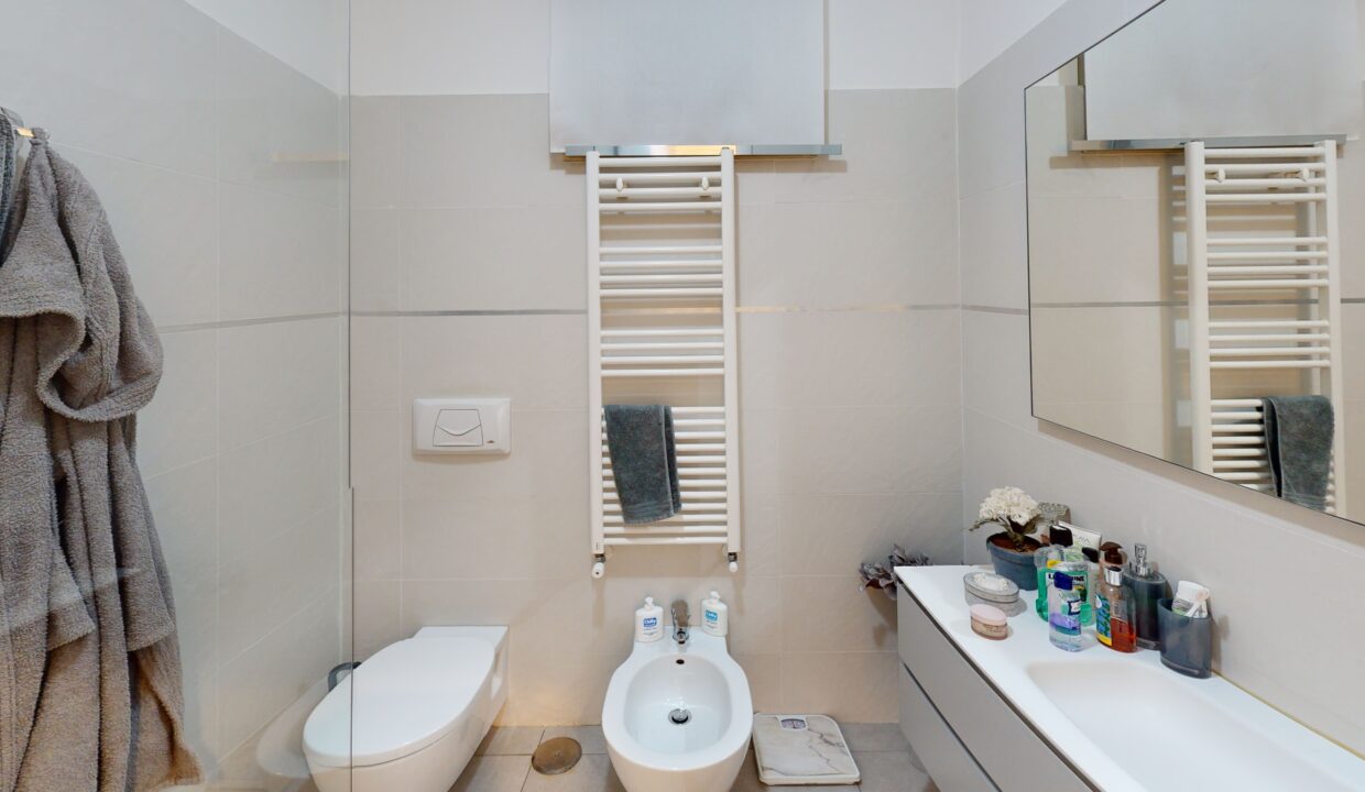 Via-Milazzo-15-Bathroom(1)
