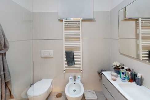 Via-Milazzo-15-Bathroom(1)
